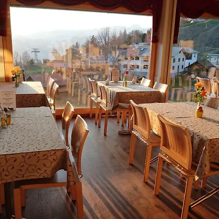 Mira Toedi Hotel Feldis